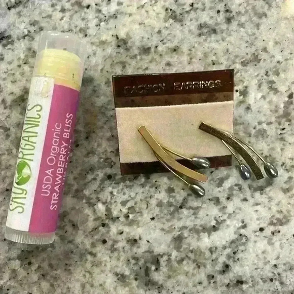 Vintage Costume Jewelry 80s Earrings 3 bundle pairs - Picture 2 of 5